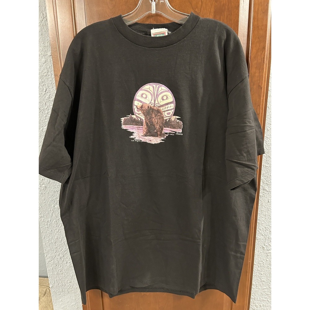 Vintage Alaska T-Shirt XXL Bear Native Totem Made In Canada Double-sided Graphic
